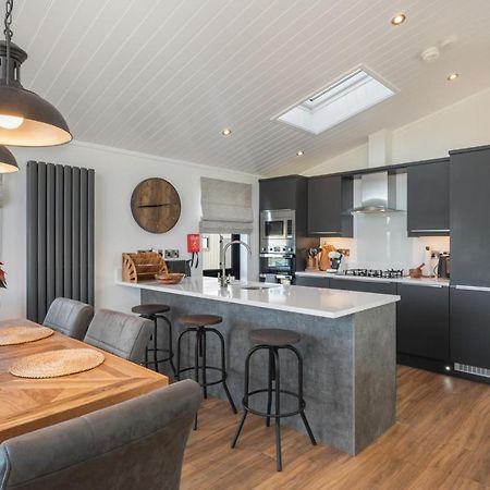 Hiraeth - Luxury Lodge With Hot Tub, Close To Beach Penally Luaran gambar