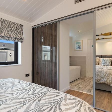 Hiraeth - Luxury Lodge With Hot Tub, Close To Beach Penally Luaran gambar