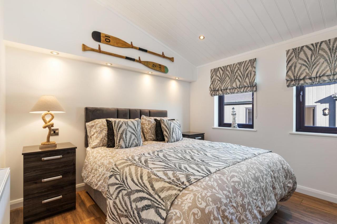 Hiraeth - Luxury Lodge With Hot Tub, Close To Beach Penally Luaran gambar